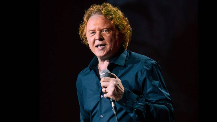 Exclusive Radio Welcomes Simply Red